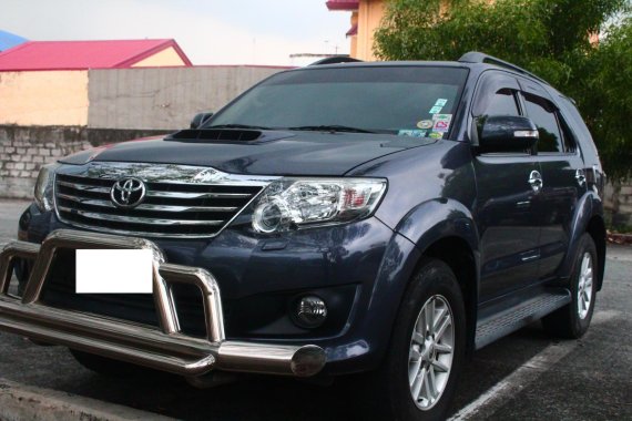 TOYOTA FORTUNER V 2014