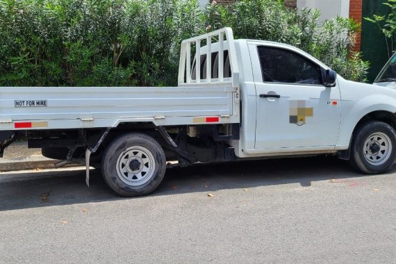 White Isuzu D-Max 2017 for sale in Quezon City