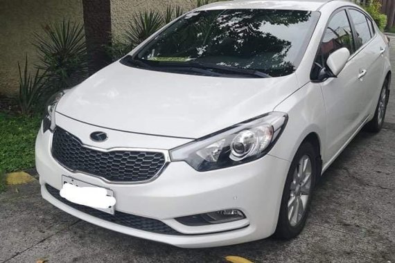 Pearl White Kia Forte 2016 for sale in Las Piñas