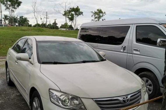 White Toyota Camry 2007 for sale in Cavite