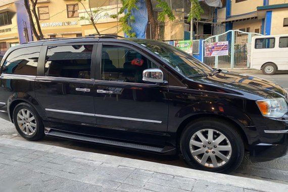 Selling Black Chrysler Town And Country 2010 in Pasig