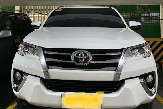 White Toyota Fortuner 2018 for sale in Manila