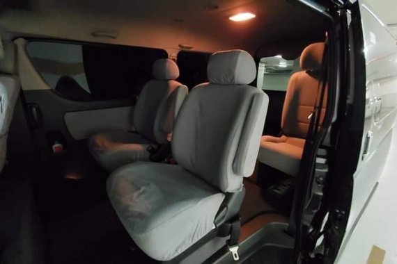 Black Toyota Hiace Super Grandia 2013 for sale in Manila