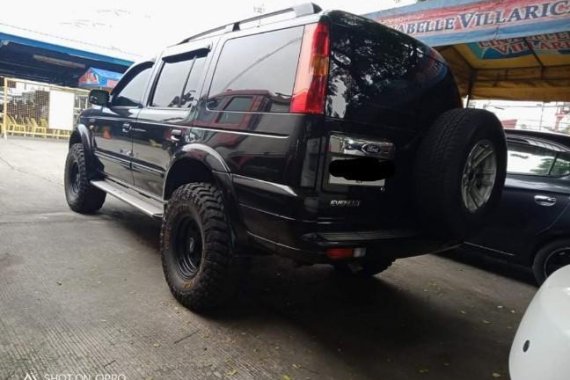 Black Ford Everest 2005 for sale in Manila