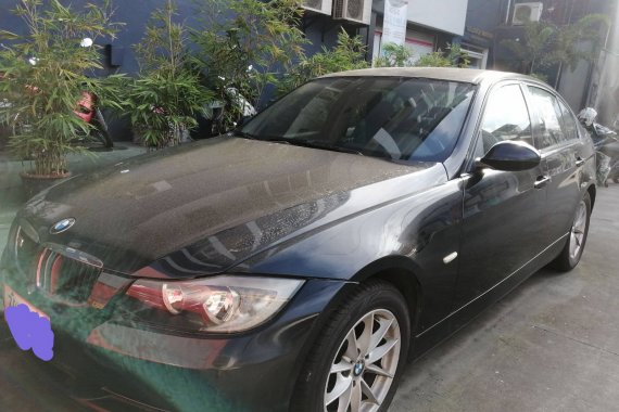 BLACK BMW 320I 2008