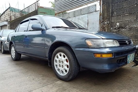 Grey Toyota Corolla 1995 for sale in San Fernando