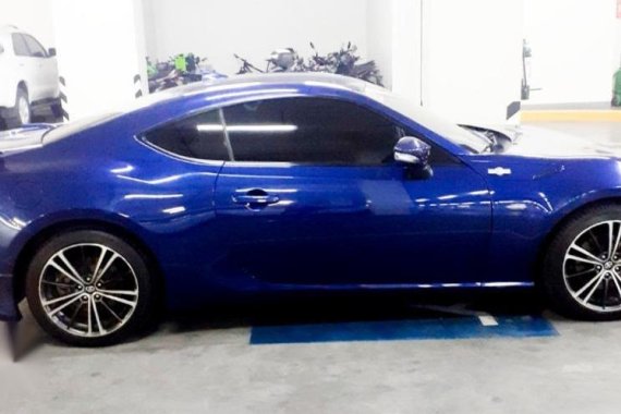 Sell Blue Toyota 86 2013 in Manila