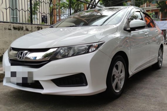 Selling Pearl White Honda City 2015 in Manila