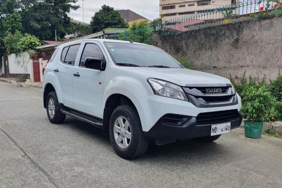 2015 Isuzu Mux LS Manual