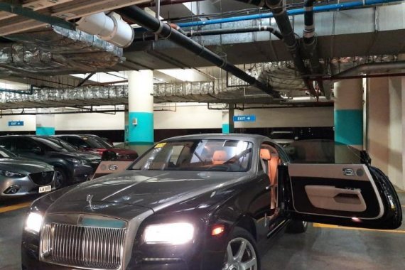 Black Rolls-Royce Wraith 2014 for sale in Manila