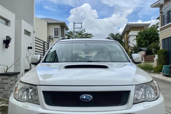 Selling White Subaru Forester 2011 in Manila