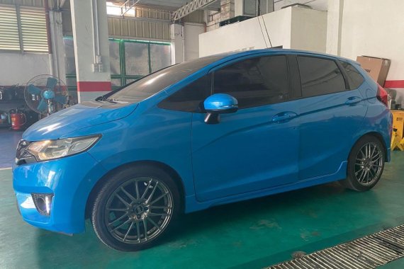 Sell Blue 2015 Honda Jazz in Antipolo