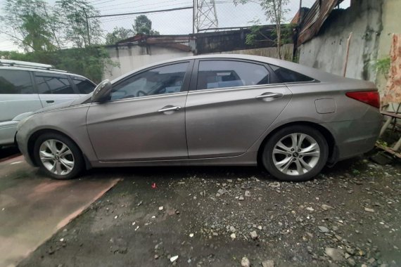 Selling Silver Hyundai Sonata 2007 in Manila