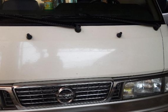 White Nissan Urvan Escapade 2014 for sale in Pagbilao