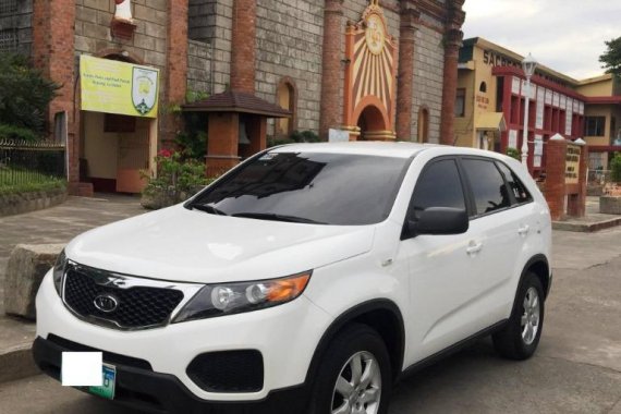 Selling Pearl White Kia Sorento 2012 in Bauang