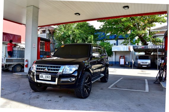 2015 Mitsubishi Pajero BK AT Diesel 1.398m  Nego Batangas Area