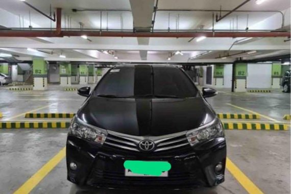Sell Black 2015 Toyota Corolla Altis in Bonifacio