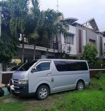 Selling Silver Toyota Hiace 2008 in San Pascual