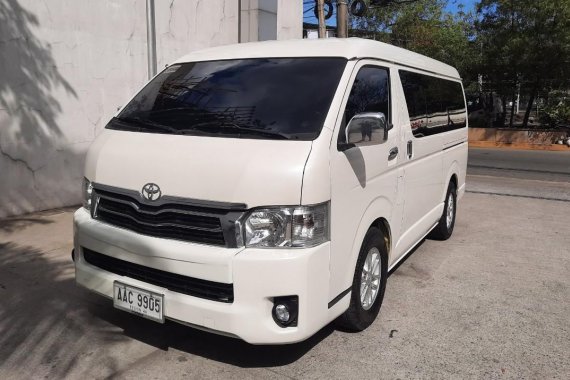 Sell Pearlwhite Toyota Hiace Super Grandia 2014 in Pasig 