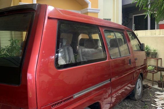 Selling Red Nissan Vanette 1994 in Cavite