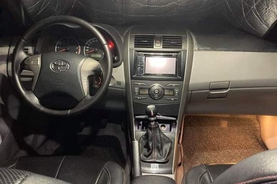 Brightsilver Toyota Corolla 2008 for sale in Quezon