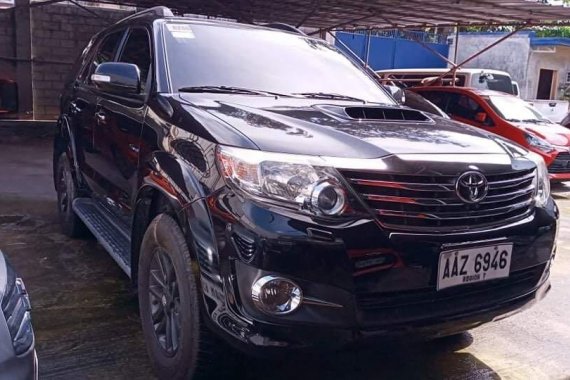 Sell Black 2015 Toyota Fortuner in Manila