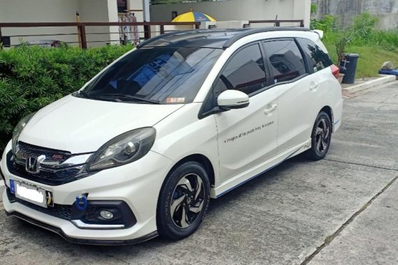 Sell Pearlwhite 2016 Honda Mobilio in Manila