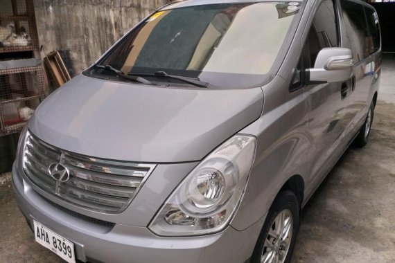 Selling Grey Hyundai Starex 2015 in Valenzuela