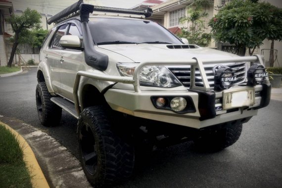 Sell Silver 2014 Toyota Fortuner in Manila