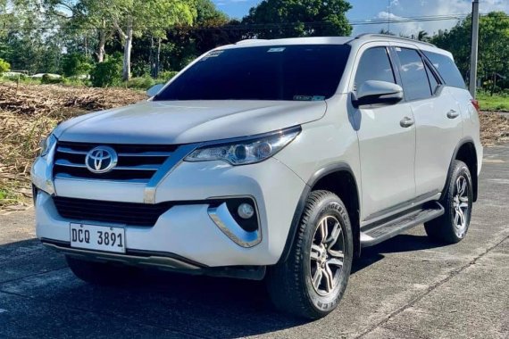 Selling White Toyota Fortuner 2017 in Bacolod