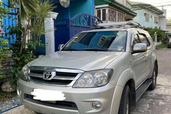 Toyota Fortuner 2.7 7 Seater (A) 2009
