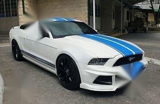 Ford Mustang V6 Auto 2013