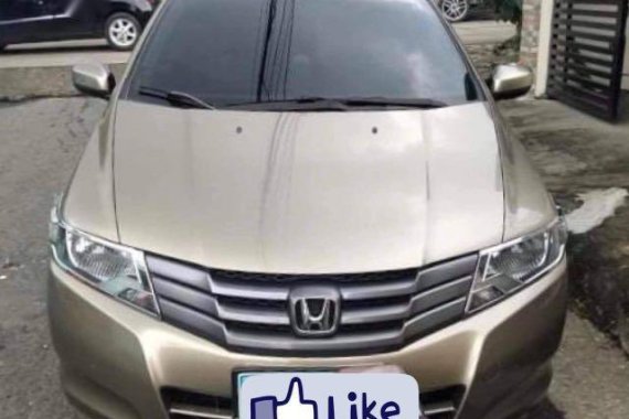 Sell Silver 2011 Honda City in Caloocan