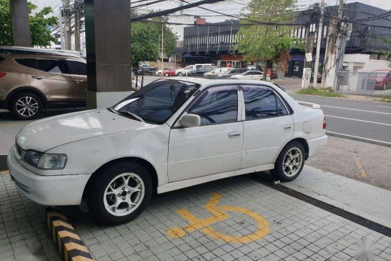 Toyota Corolla 1.5 XLi (M) 2004