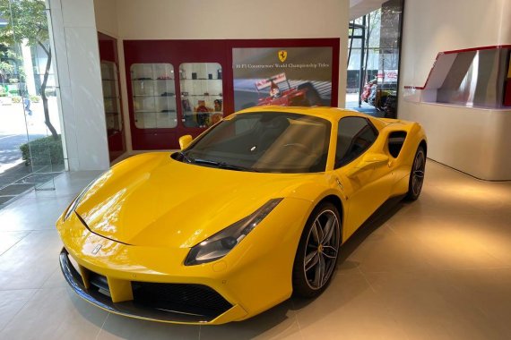 Yellow Ferrari 488 2018 for sale in Taguig