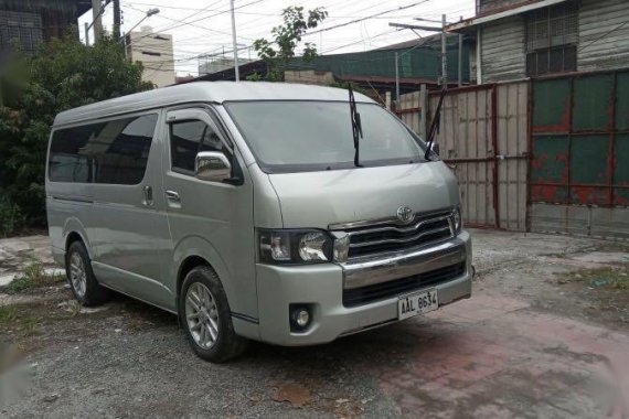 Toyota Hiace Super Grandia 2014