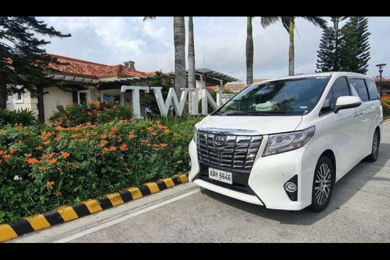 Sell White 2015 Toyota Alphard in Manila