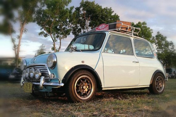 Sell Pearl White 1984 Mini Cooper in Cebu City