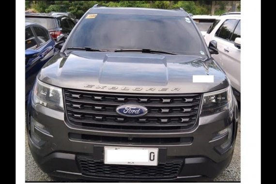 Selling Silver Ford Explorer 2016 in Manila