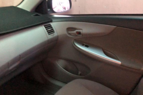 Toyota Corolla Altis 1.6 Manual 2013