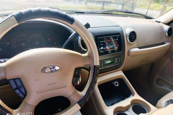 Selling Black Ford Expedition 2004 in Imus