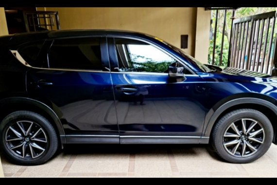 Selling Blue Mazda Cx-5 2019 in Manila