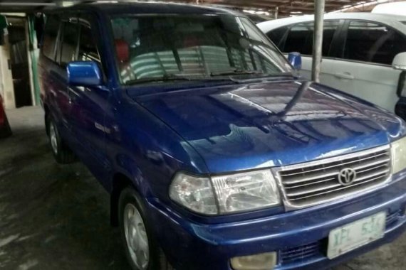 Selling Blue Toyota Revo 2002 in Manila