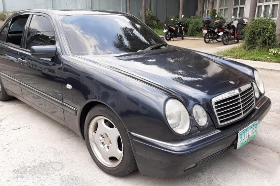 Mercedes-Benz E320 (A) 1998