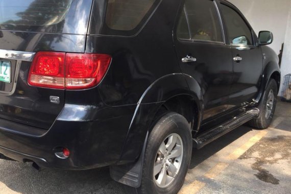 Selling Black Toyota Fortuner 2008 in Pasig