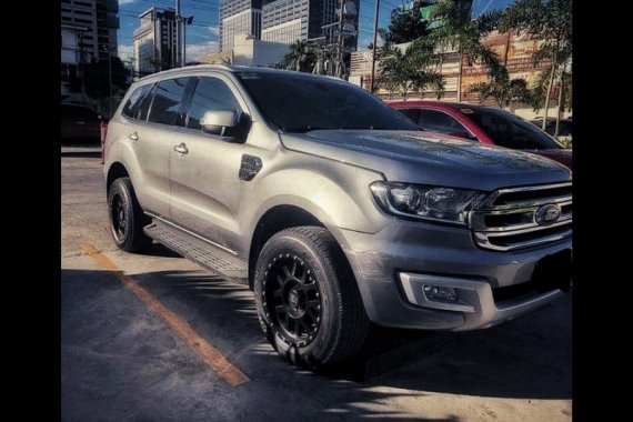 Sell Silver 2016 Ford Everest in Talisay