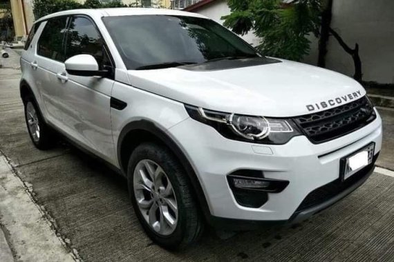 White Land Rover Discovery 2018 for sale in Quezon