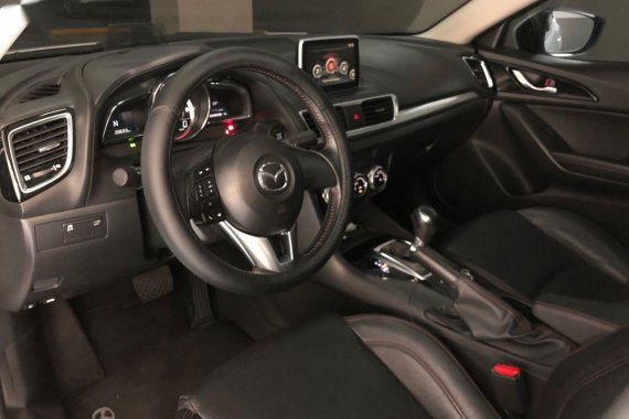 Pearlwhite Mazda 3 2015 for sale in Manila