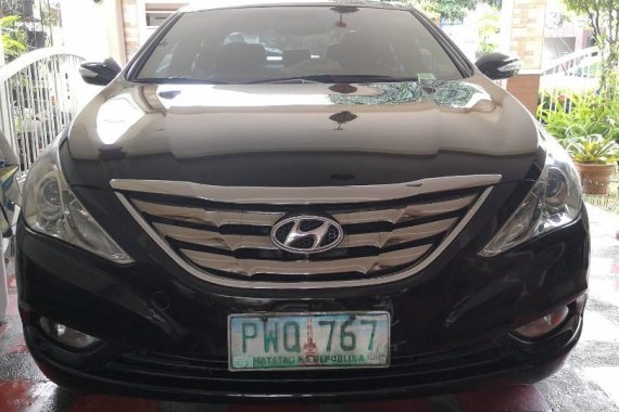 Black Hyundai Sonata 2010 for sale in Quezon