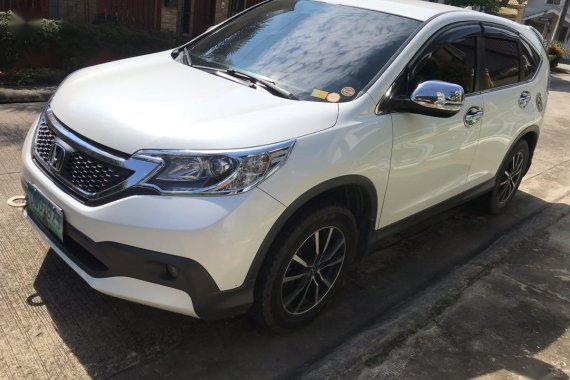 Selling White Honda CR-V 2013 in Santa Rosa